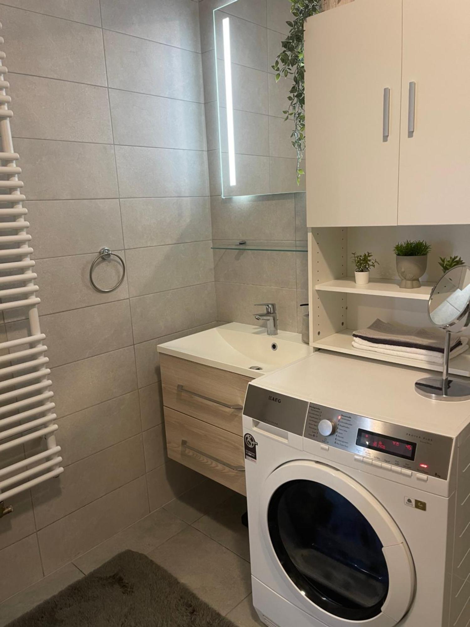 Luna,Central,Self-Check In,Ac,Wi-Fi, Washer,Free Parking Zaprešić Exterior foto